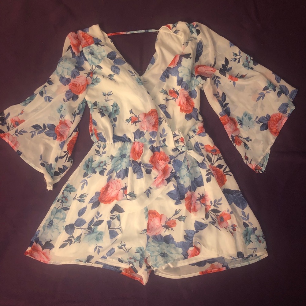 floral romper🌸
